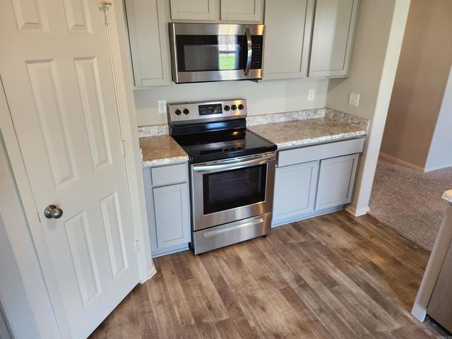 31 Avant Garde Dr, Little Rock, AR 72204