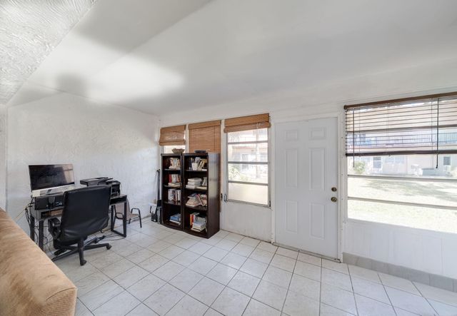 7 Ann Lee Lane, Tamarac, FL 33319