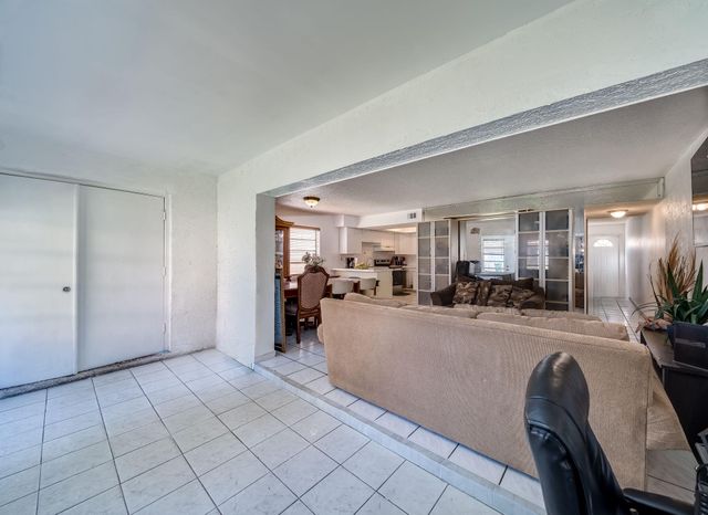 7 Ann Lee Lane, Tamarac, FL 33319