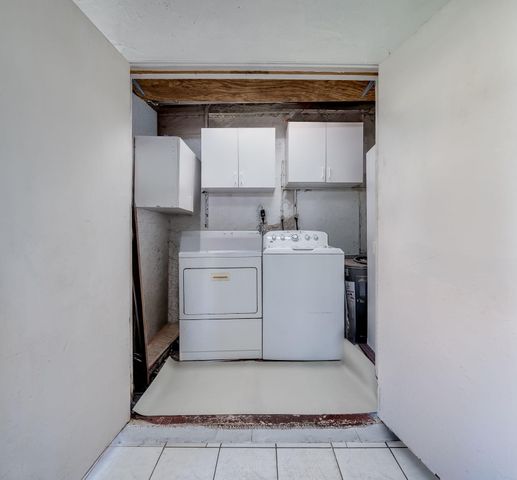 7 Ann Lee Lane, Tamarac, FL 33319