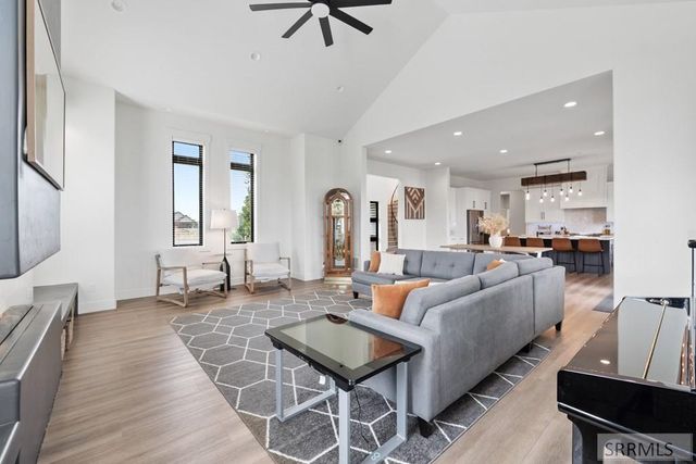 6129 S Sand Castle Place, Idaho Falls, ID 83404