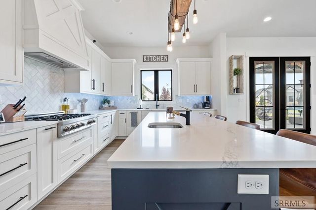 6129 S Sand Castle Place, Idaho Falls, ID 83404