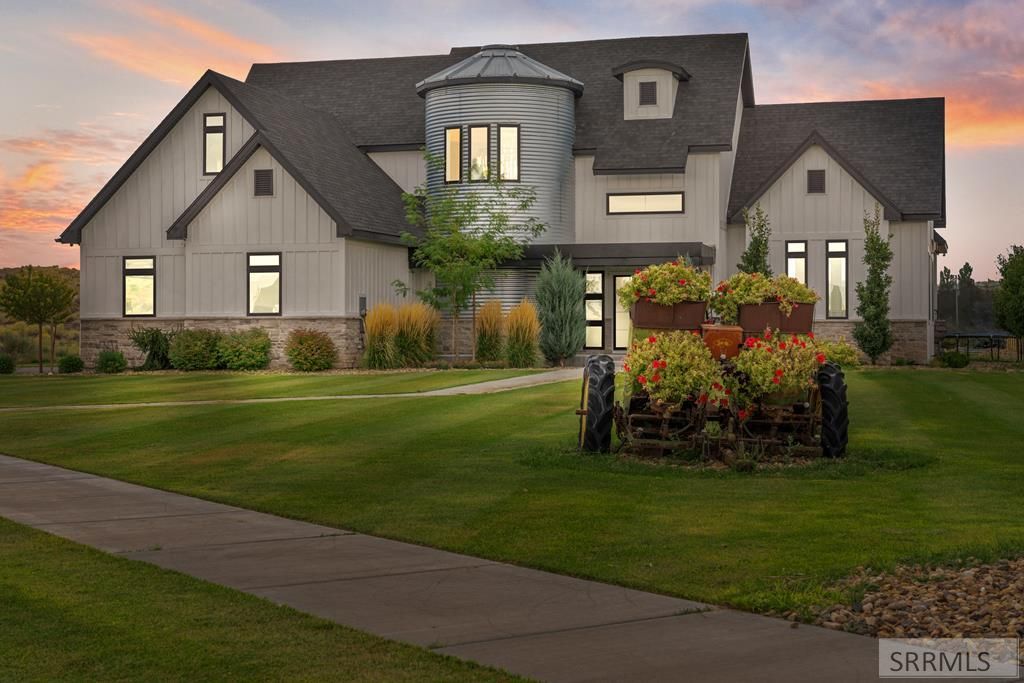 6129 S Sand Castle Place, Idaho Falls, ID 83404