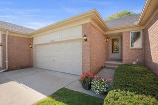 26430 Sanajo Court 20, Chesterfield Twp, MI 48051