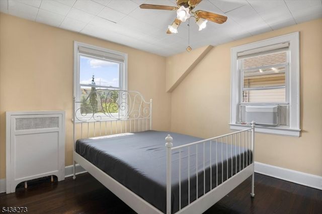 73 Forest St, North Arlington Boro, NJ 07031