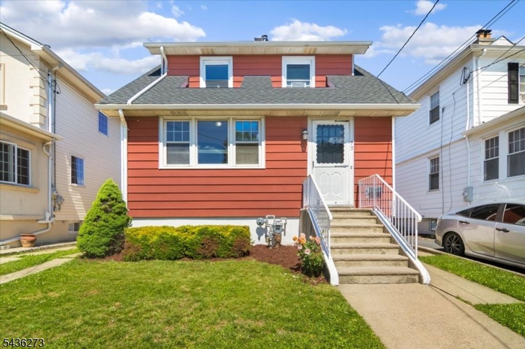 73 Forest St, North Arlington Boro, NJ 07031