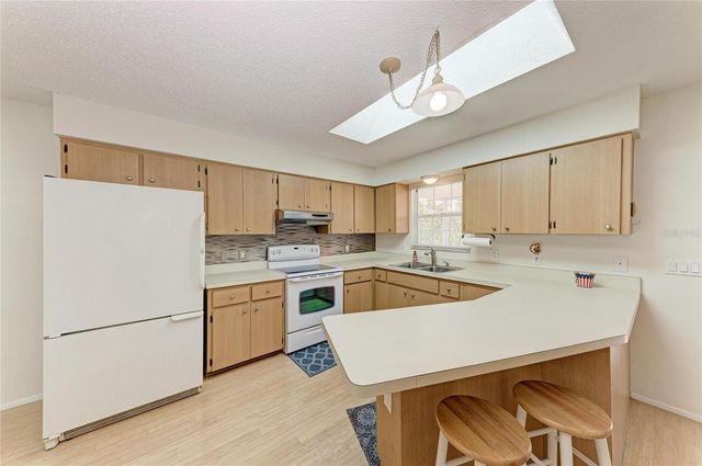 517 SPRING AVENUE, Anna Maria, FL 34216