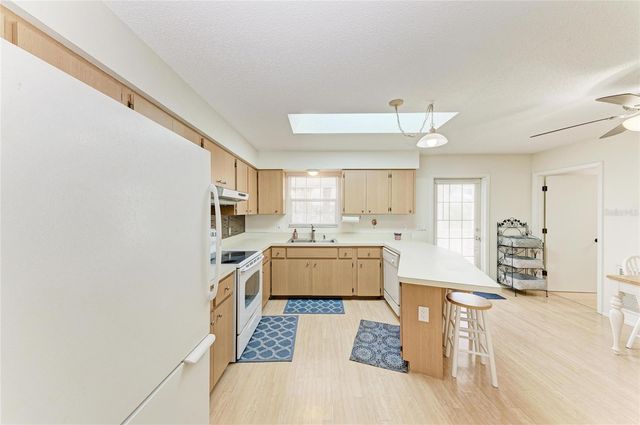 517 SPRING AVENUE, Anna Maria, FL 34216