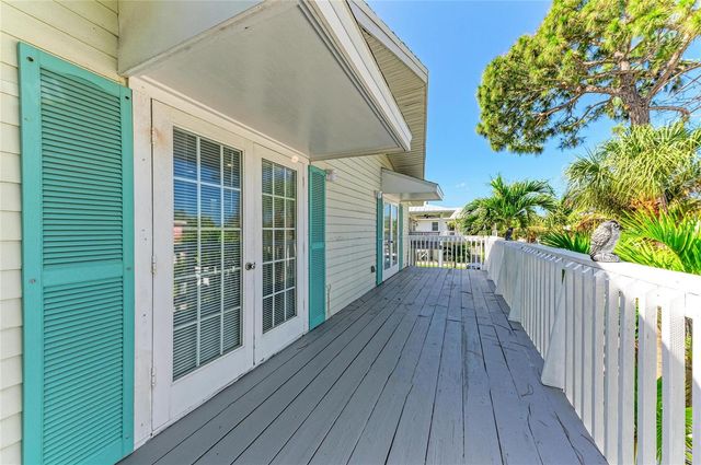 517 SPRING AVENUE, Anna Maria, FL 34216