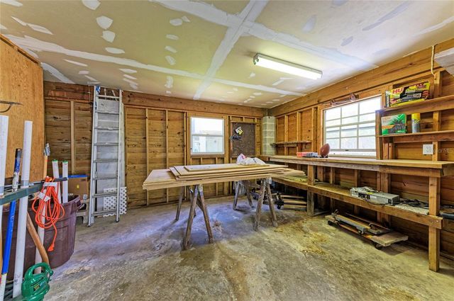517 SPRING AVENUE, Anna Maria, FL 34216