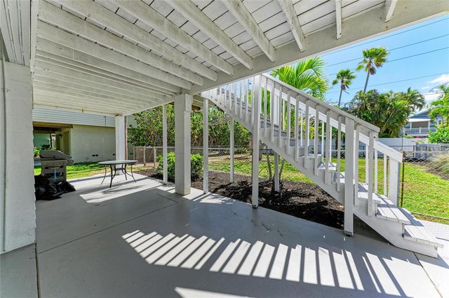 517 SPRING AVENUE, Anna Maria, FL 34216