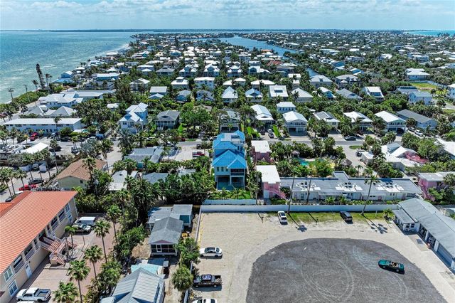 517 SPRING AVENUE, Anna Maria, FL 34216