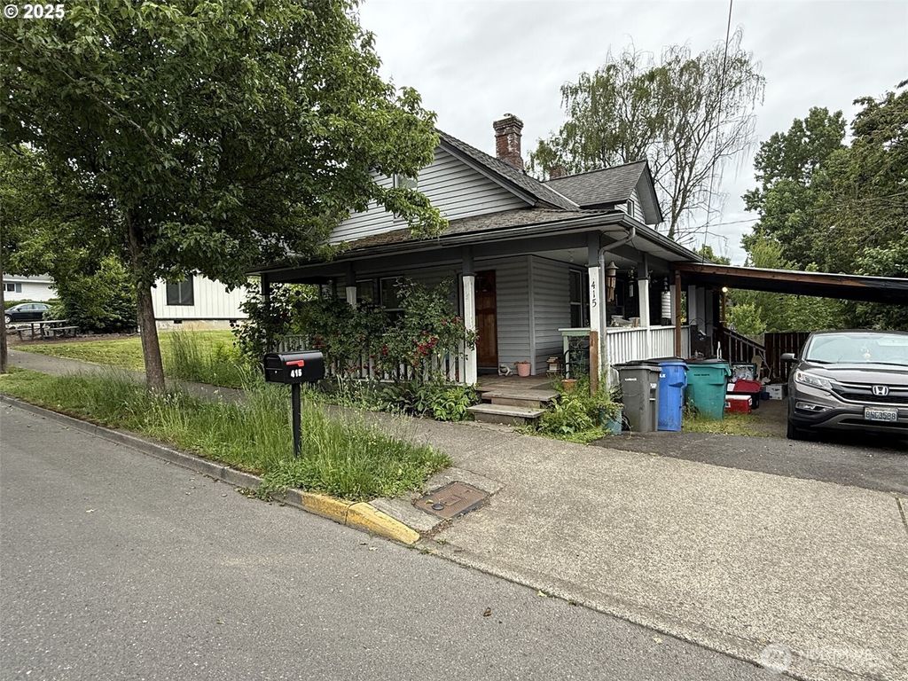 415 Pioneer Street, Ridgefield, WA 98642
