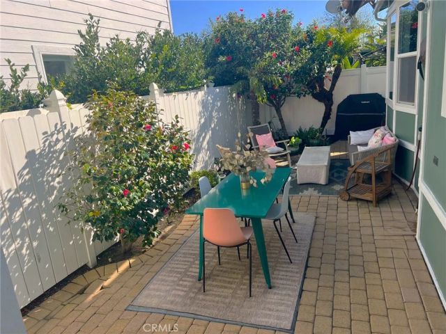 118 Yorktown, Newport Beach, CA 92660