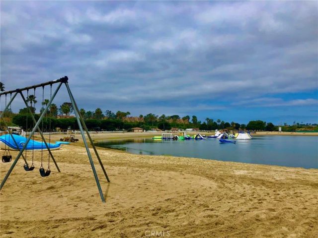 118 Yorktown, Newport Beach, CA 92660