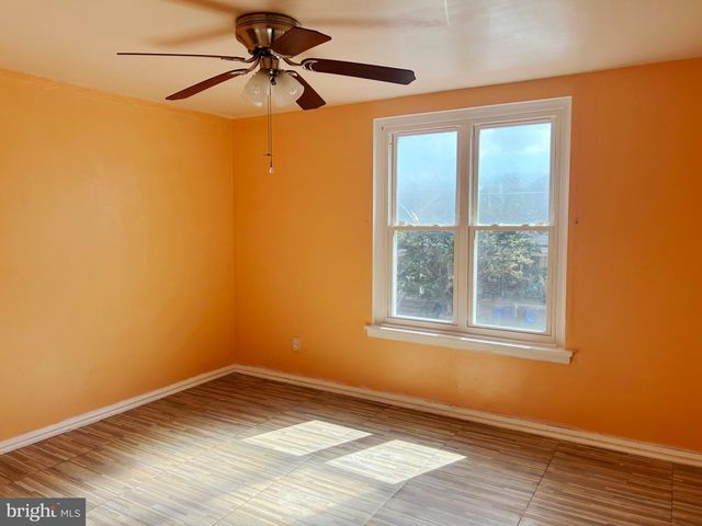 607 E SANGER ST, Philadelphia, PA 19120