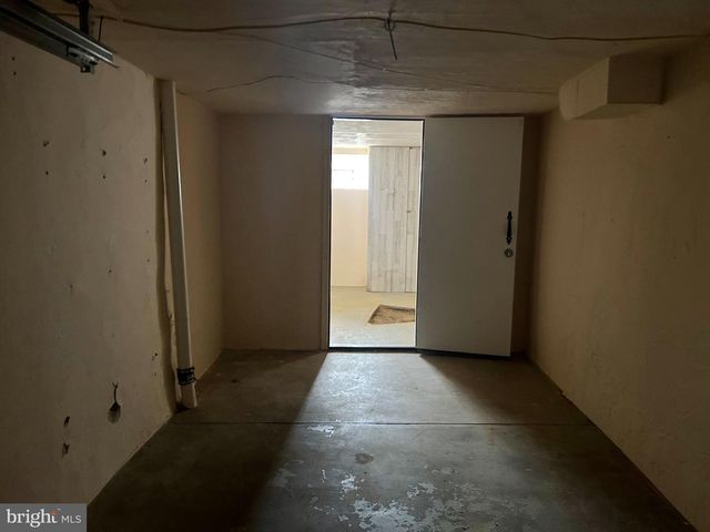 607 E SANGER ST, Philadelphia, PA 19120