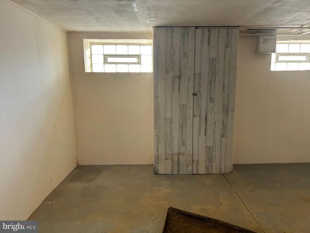 607 E SANGER ST, Philadelphia, PA 19120