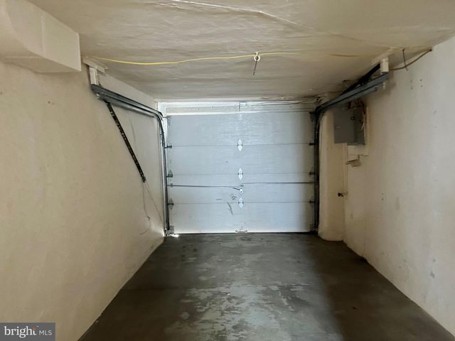 607 E SANGER ST, Philadelphia, PA 19120