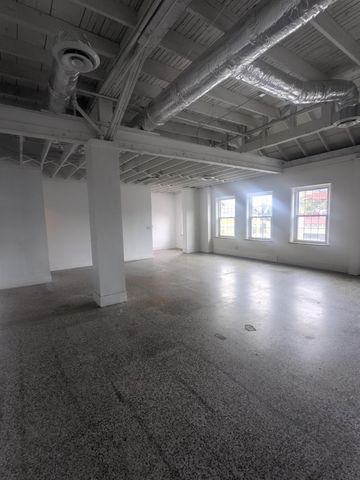 1600 W Lake Street, Minneapolis, MN 55408