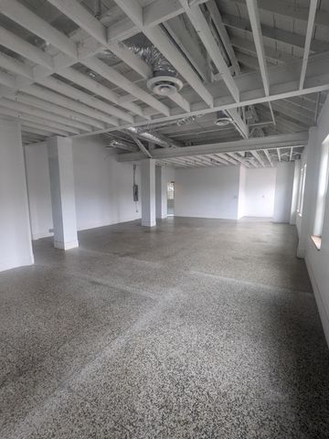 1600 W Lake Street, Minneapolis, MN 55408