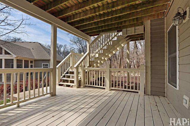 1419 White Oak Lane, Woodstock, IL 60098