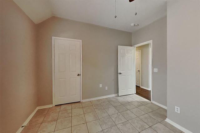 18 Vista Mill Place, Spring, TX 77382