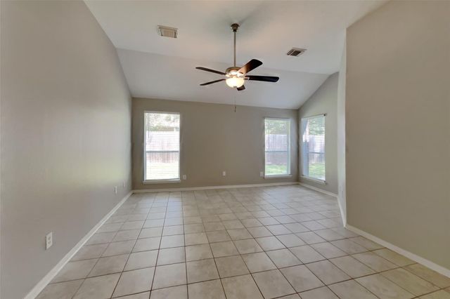 18 Vista Mill Place, Spring, TX 77382