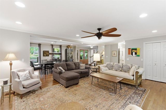 917 Shady Circle, Signal Mountain, TN 37377