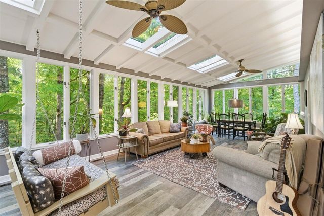 917 Shady Circle, Signal Mountain, TN 37377
