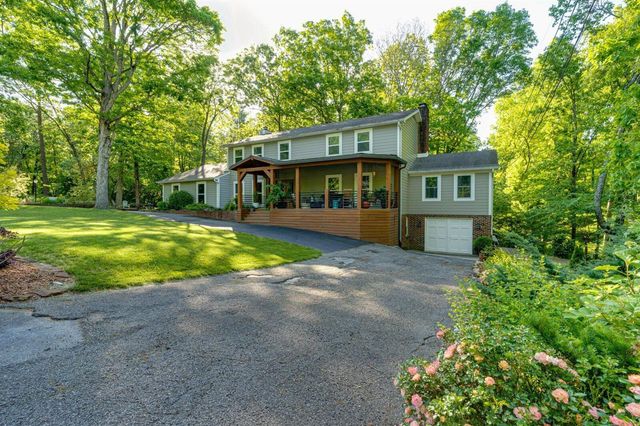 917 Shady Circle, Signal Mountain, TN 37377