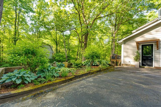 917 Shady Circle, Signal Mountain, TN 37377