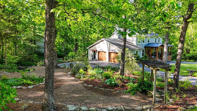 917 Shady Circle, Signal Mountain, TN 37377