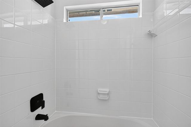 11727 Spring Path Court, Tomball, TX 77377