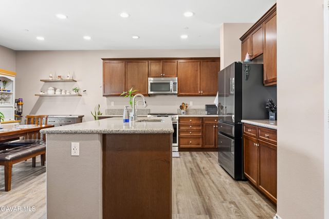 3426 Puma Avenue, Rosamond, CA 93560
