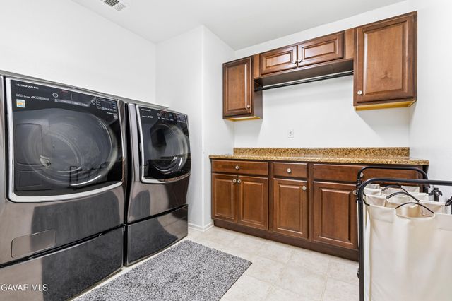 3426 Puma Avenue, Rosamond, CA 93560