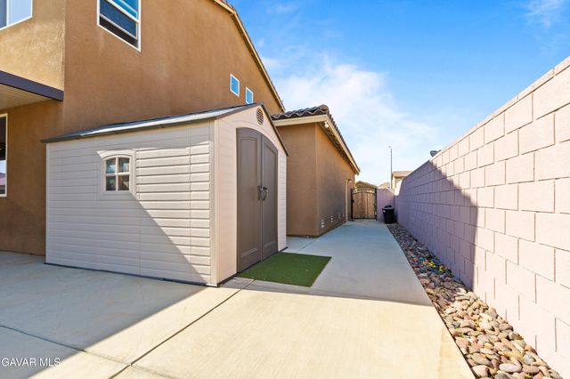 3426 Puma Avenue, Rosamond, CA 93560
