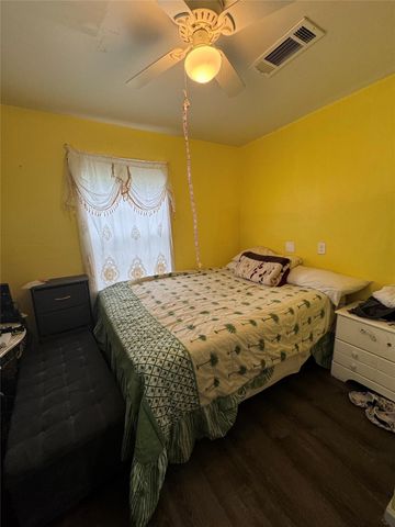 5526 Bunte Street, Houston, TX 77026