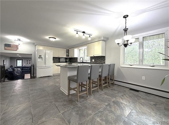 4858 Smiley Terrace, Clarence, NY 14031
