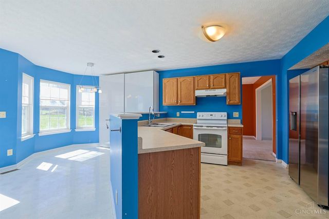 1211 Parkside Drive, Batavia, OH 45103