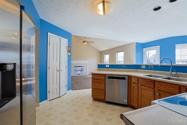 1211 Parkside Drive, Batavia, OH 45103