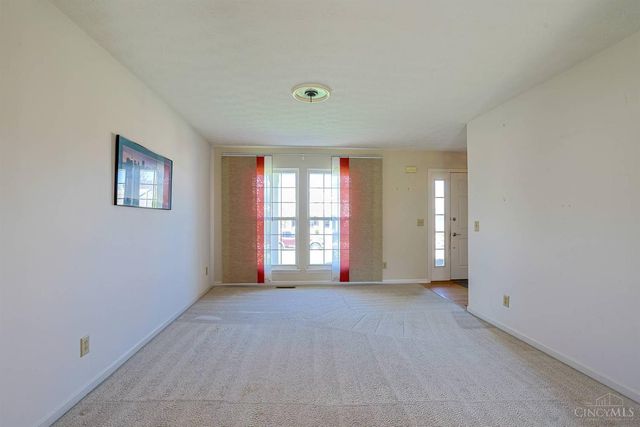 1211 Parkside Drive, Batavia, OH 45103