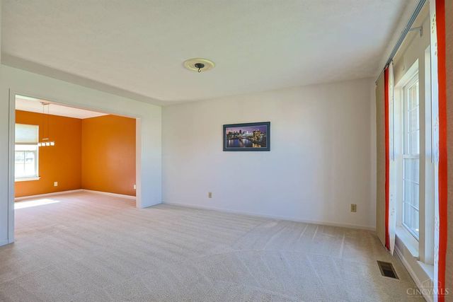 1211 Parkside Drive, Batavia, OH 45103