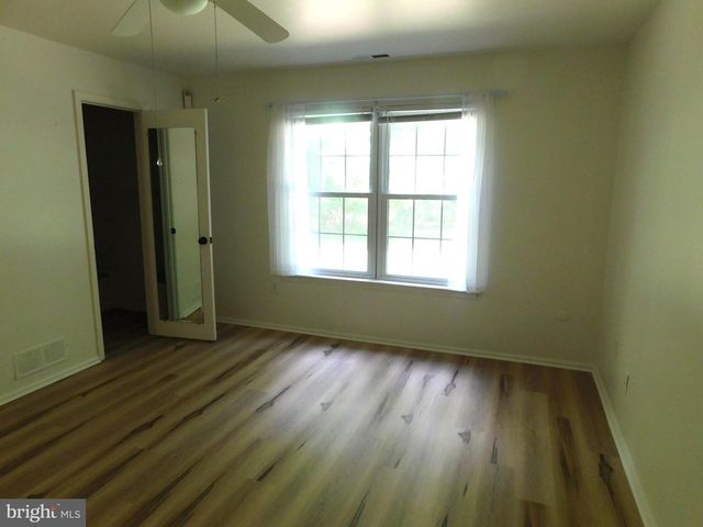 87A W BLUEBELL LN, Mount Laurel, NJ 08054