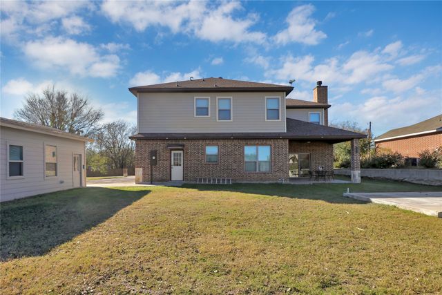 5619 Robs Court, Fort Worth, TX 76126