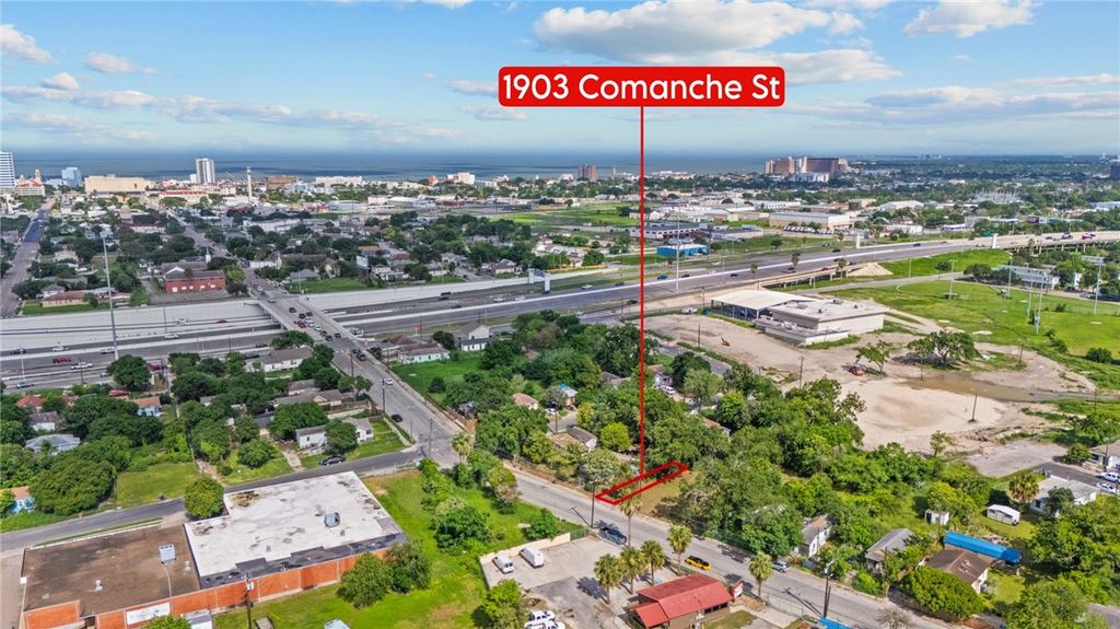 1903 Comanche St, Corpus Christi, TX 78408 — photo 2