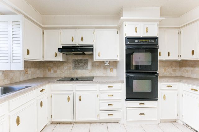 7920 Albany Avenue, Lubbock, TX 79424