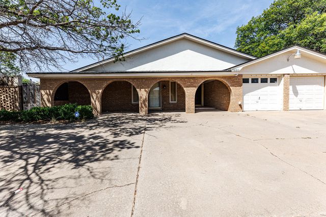7920 Albany Avenue, Lubbock, TX 79424