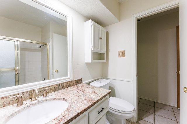7920 Albany Avenue, Lubbock, TX 79424