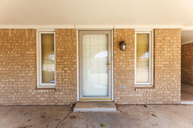 7920 Albany Avenue, Lubbock, TX 79424